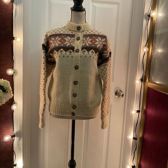 M-Neule 100 % lane wool cardigan, handmade in Finland 🇫🇮, S - Picture 1 of 9